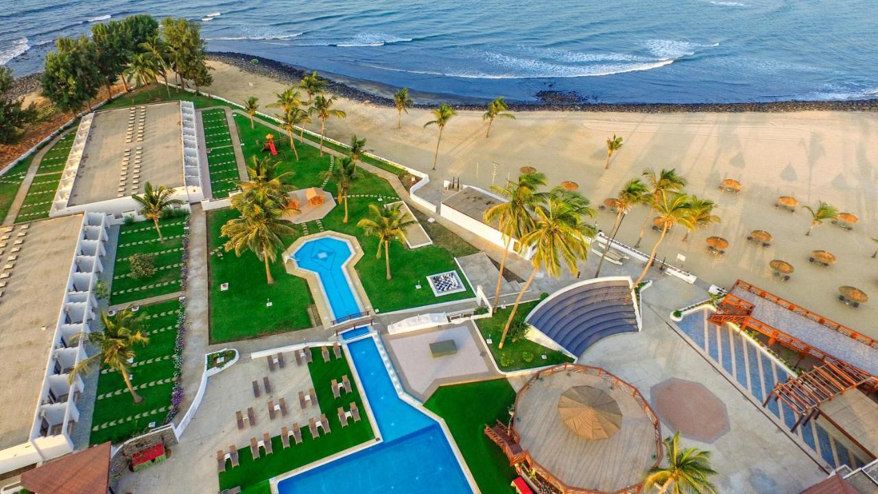 Sunbeach Hotel & Resort Bakau Eksteriør bilde