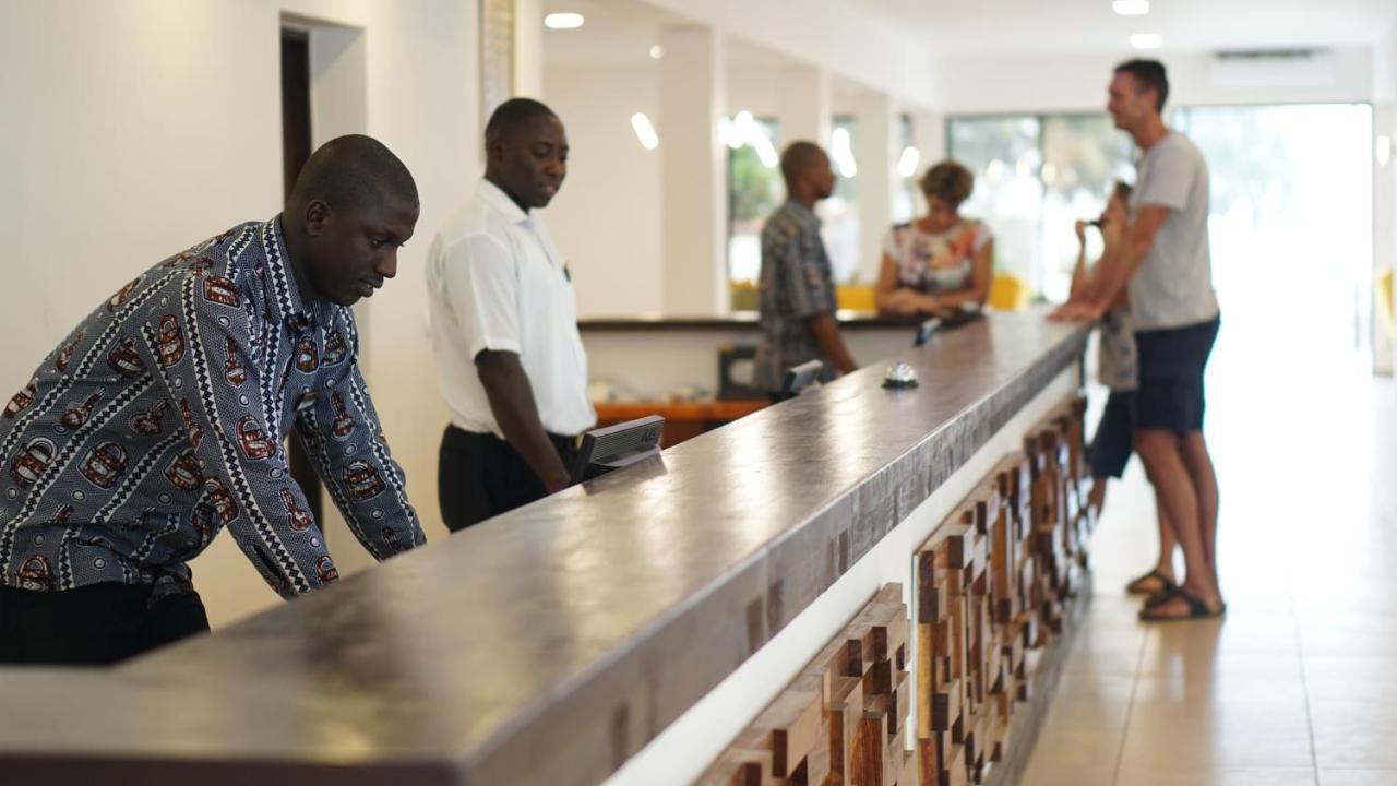 Sunbeach Hotel & Resort Bakau Eksteriør bilde