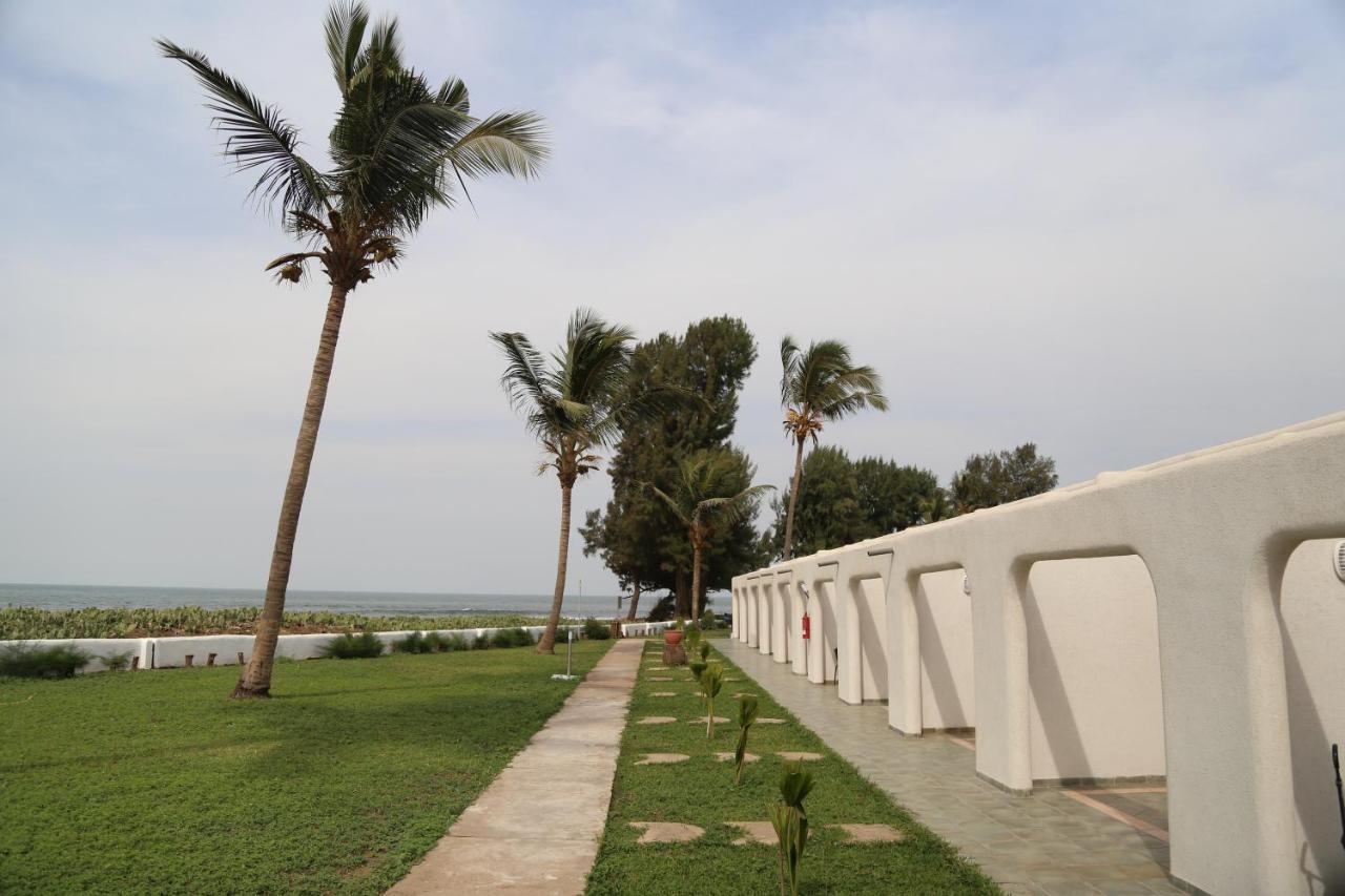 Sunbeach Hotel & Resort Bakau Eksteriør bilde